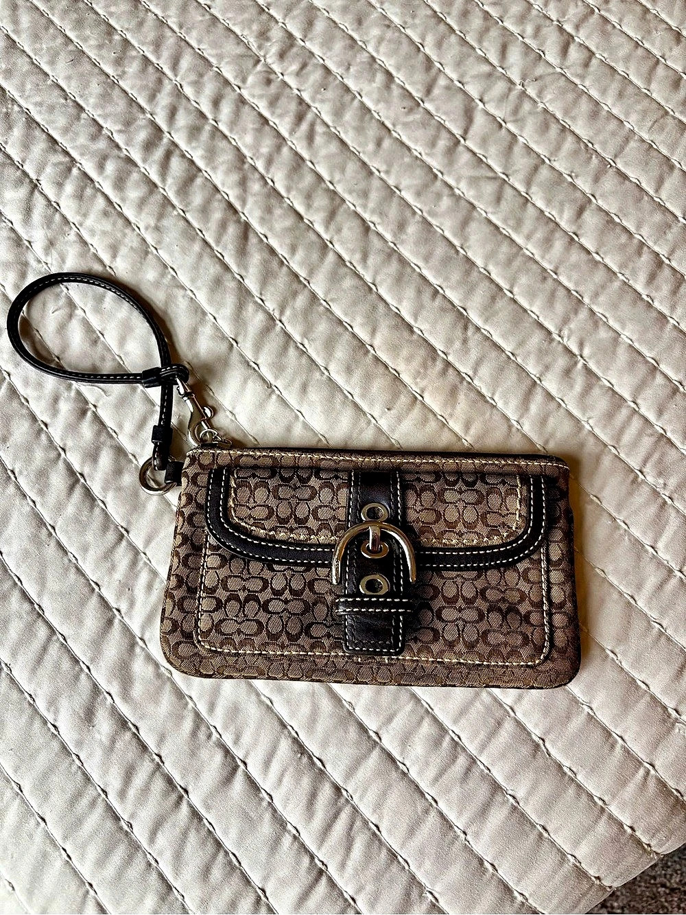 VTG Coach Signature Mini C Soho Jacquard Canvas Buckle Clutch Wristlet Wallet
